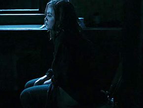 Erika Christensen toilet pissing scene