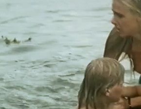 Swimming with naked mom