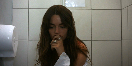 Emma Mackey toilet pissing scene