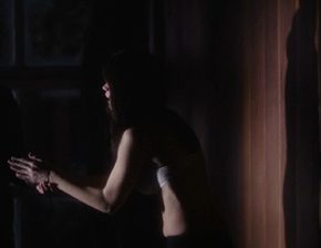 Mocks a kidnapped married couple