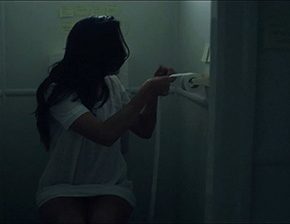 Libby Munro toilet pissing scene