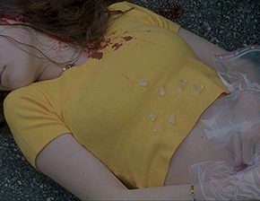 Death fetish scene #1327 (dead woman, dead girl)